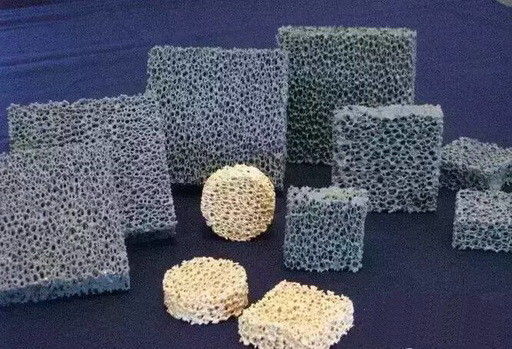 Silikonkarbid-Porös-Keramik-Schaumfilter für die Filtrationslösung von geschmolzenen Metallen