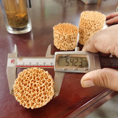 Silikonkarbid-Porös-Keramik-Schaumfilter für die Filtrationslösung von geschmolzenen Metallen
